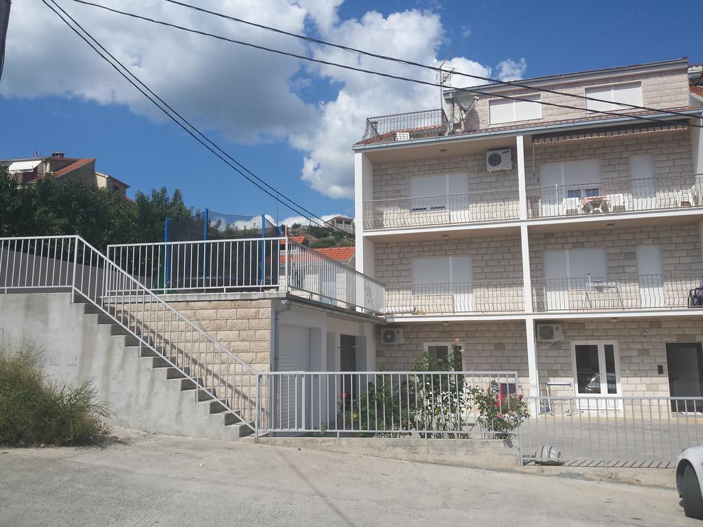 Apartmani Mila Podstrana Værelse billede